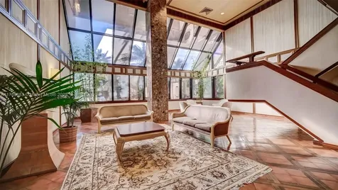520 Brickell Key Drive Miami FL 33131