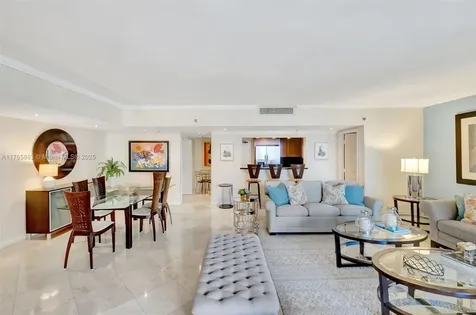 520 Brickell Key Drive Miami FL 33131