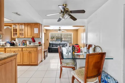 2300 NW 11th Court Pompano Beach FL 33069