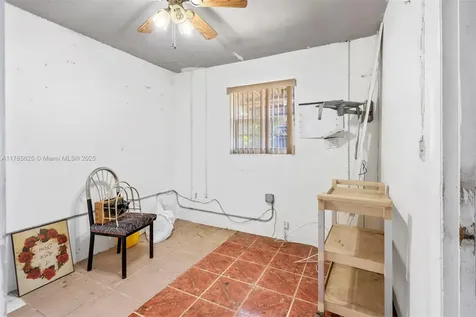 2300 NW 11th Court Pompano Beach FL 33069