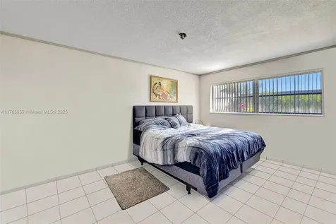 2200 Diana Drive Hallandale Beach FL 33009