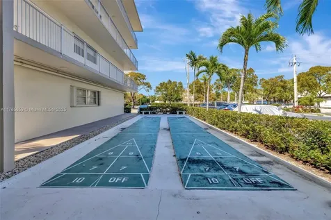 2200 Diana Drive Hallandale Beach FL 33009