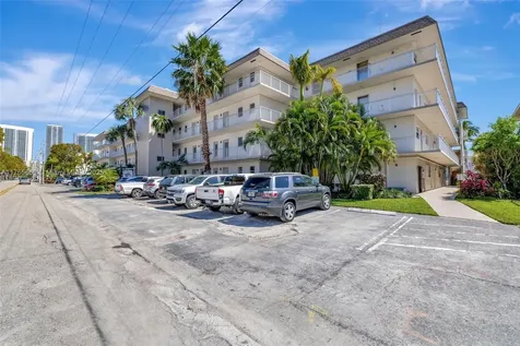2200 Diana Drive Hallandale Beach FL 33009