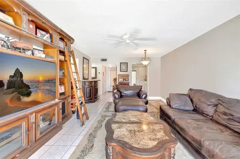 2200 Diana Drive Hallandale Beach FL 33009
