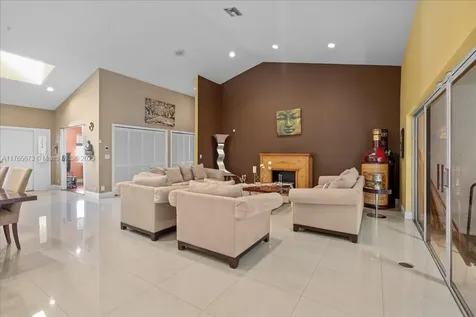 7332 NW 83rd Way Tamarac FL 33321