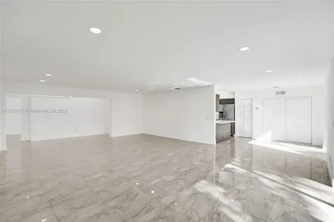 19331 NE 18th Court Miami FL 33179