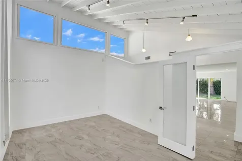 19331 NE 18th Court Miami FL 33179