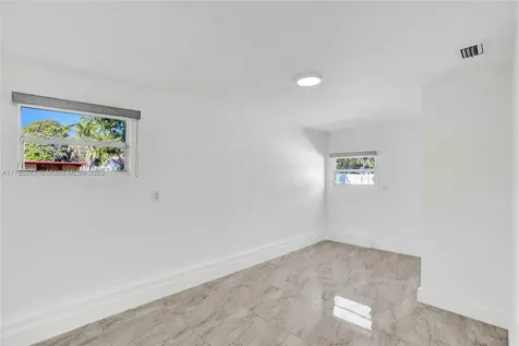 19331 NE 18th Court Miami FL 33179