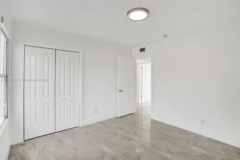 19331 NE 18th Court Miami FL 33179