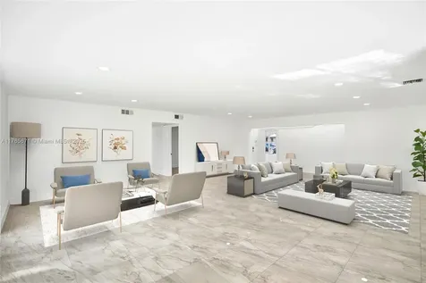 19331 NE 18th Court Miami FL 33179