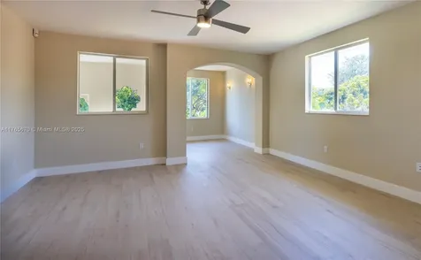 517 Palmetto Drive Miami Springs FL 33166