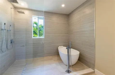 517 Palmetto Drive Miami Springs FL 33166