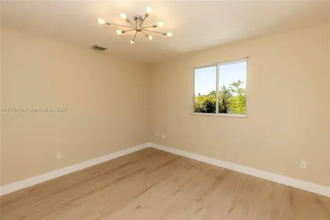 517 Palmetto Drive Miami Springs FL 33166