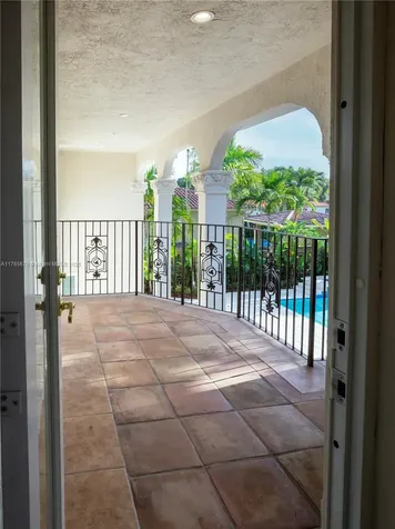 517 Palmetto Drive Miami Springs FL 33166