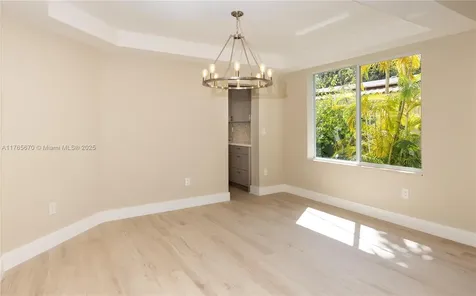 517 Palmetto Drive Miami Springs FL 33166