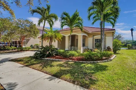 4275 Laurel Ridge Circle Weston FL 33331