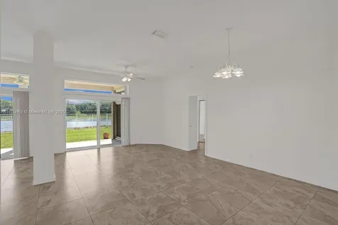 4275 Laurel Ridge Circle Weston FL 33331