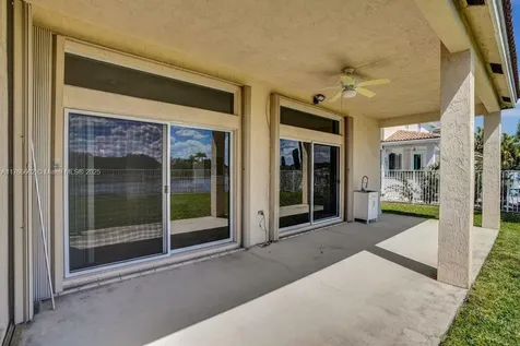 4275 Laurel Ridge Circle Weston FL 33331