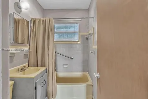 2941 NW 69th Terrace Miami FL 33147