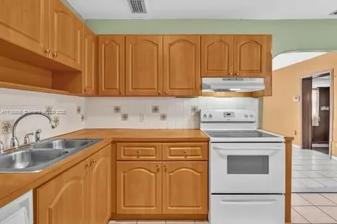 2941 NW 69th Terrace Miami FL 33147