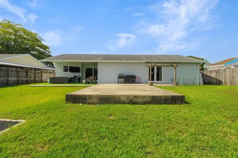 13227 SW 262nd Street Homestead FL 33032