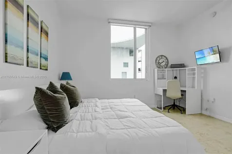 55 SE 6th Street Miami FL 33131
