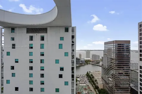 55 SE 6th Street Miami FL 33131