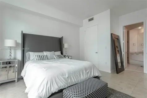 55 SE 6th Street Miami FL 33131