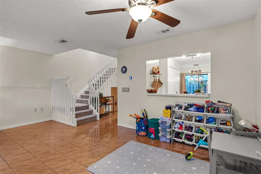 1652 N 14th Terrace Hollywood FL 33020