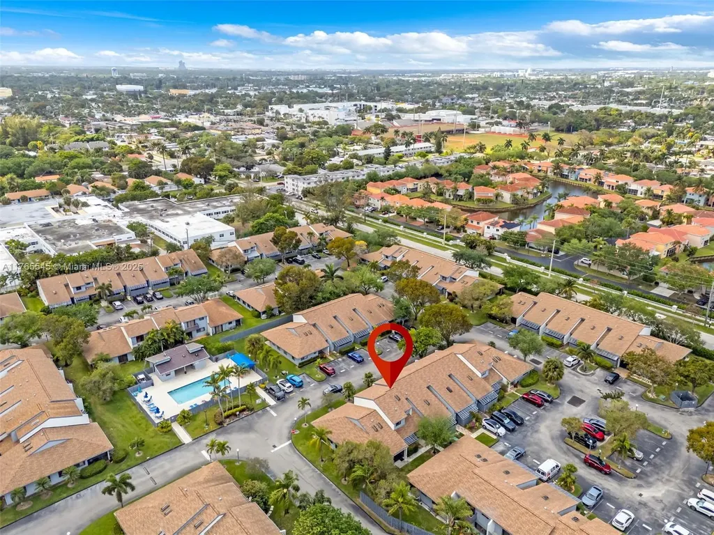 1652 N 14th Terrace Hollywood FL 33020