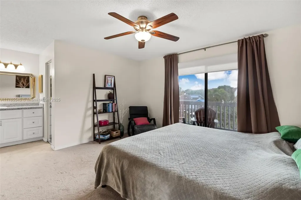 1652 N 14th Terrace Hollywood FL 33020