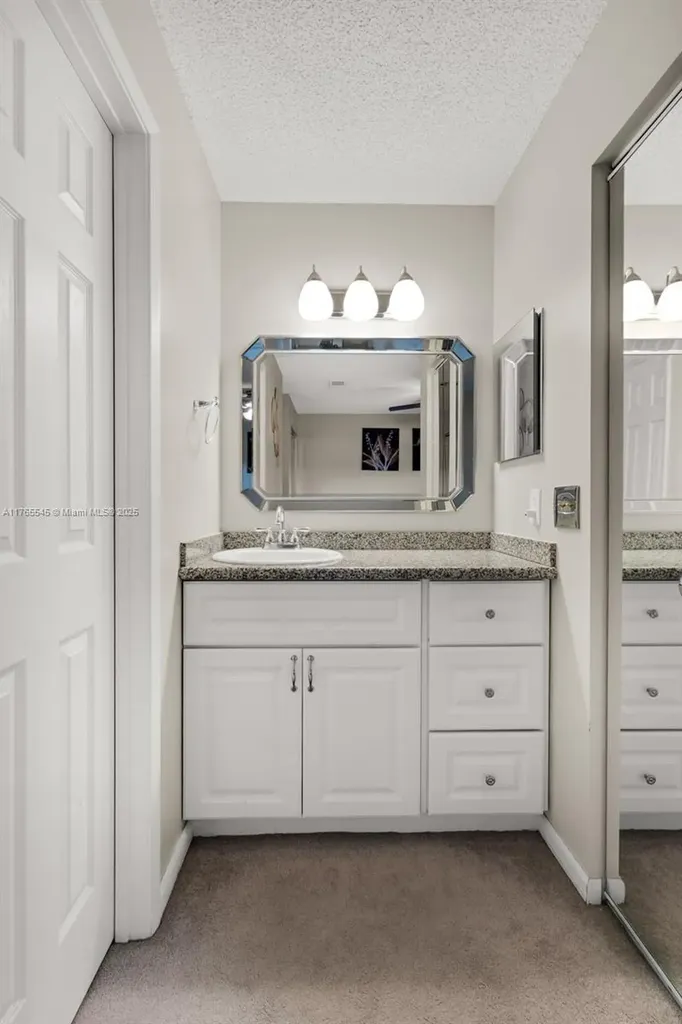 1652 N 14th Terrace Hollywood FL 33020