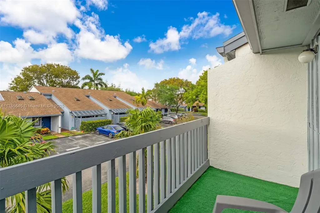 1652 N 14th Terrace Hollywood FL 33020