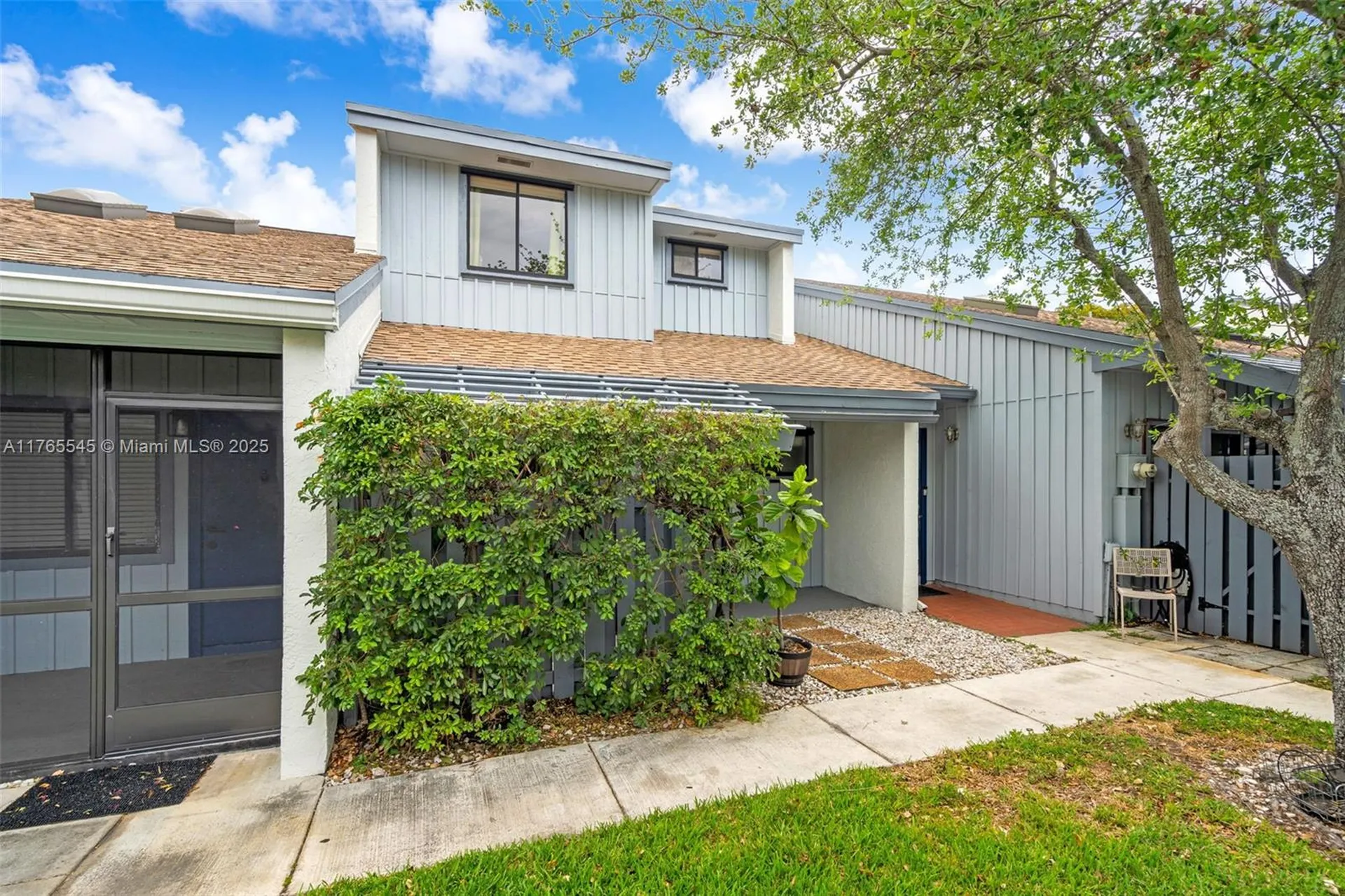 1652 N 14th Terrace Hollywood FL 33020