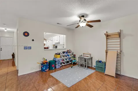 1652 N 14th Terrace Hollywood FL 33020