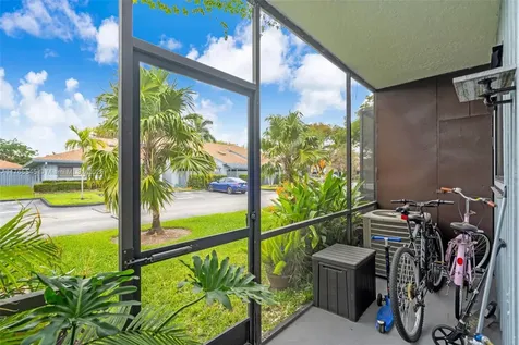 1652 N 14th Terrace Hollywood FL 33020