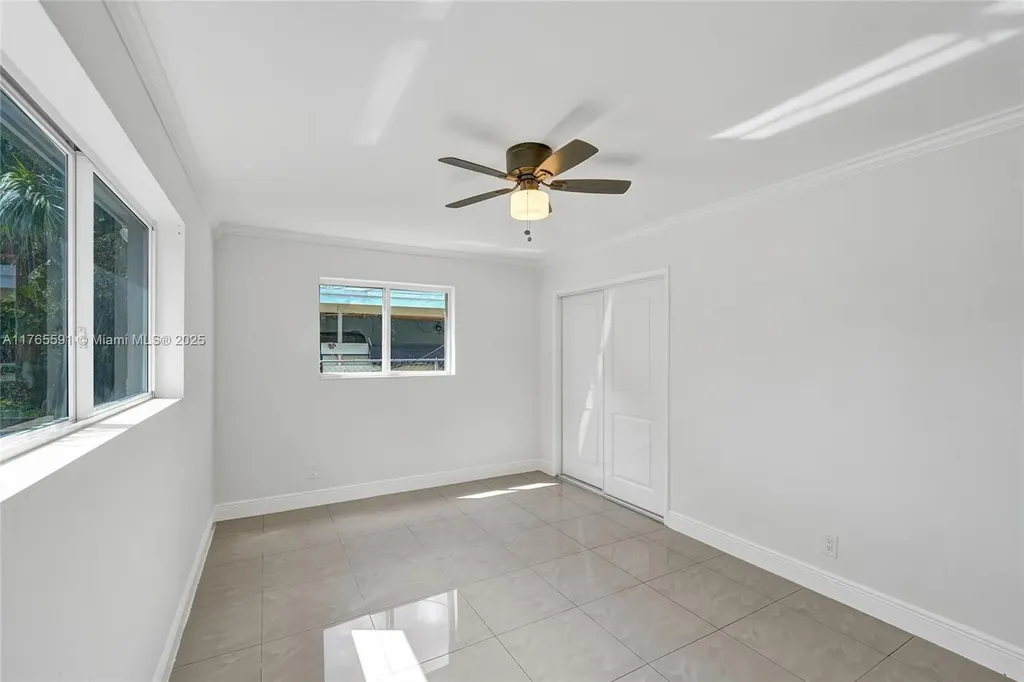 924 N 30th Road Hollywood FL 33021