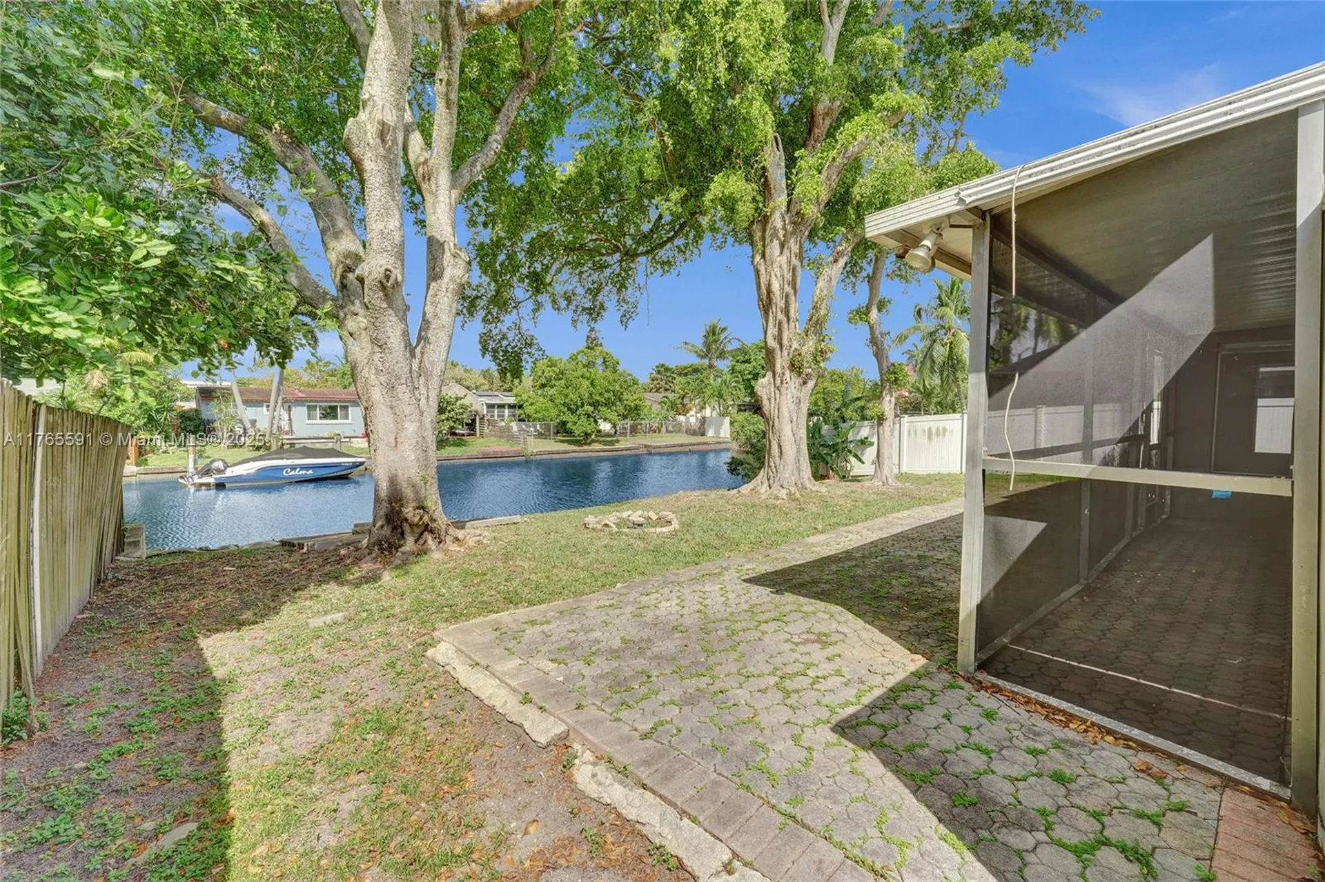 924 N 30th Road Hollywood FL 33021