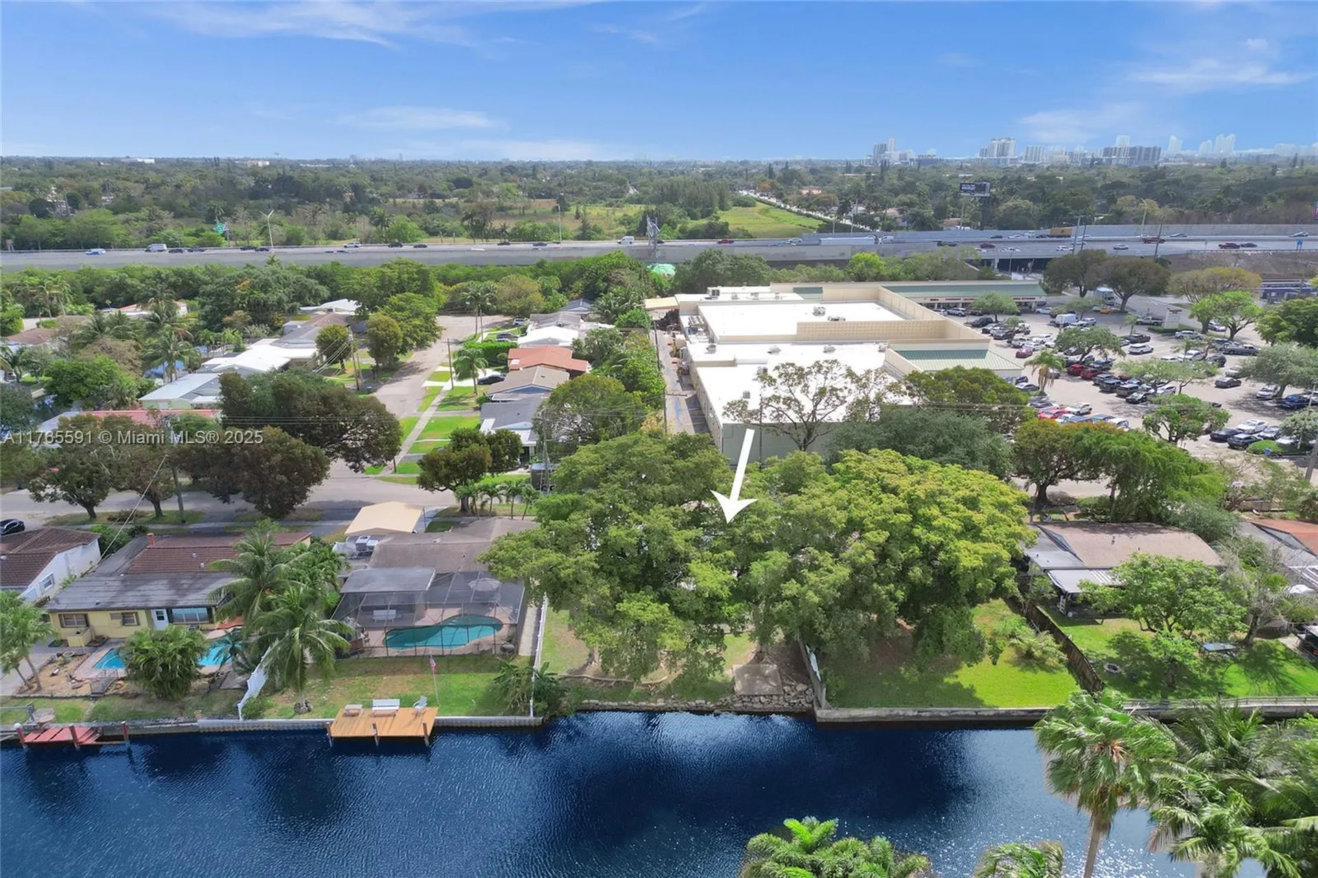 924 N 30th Road Hollywood FL 33021