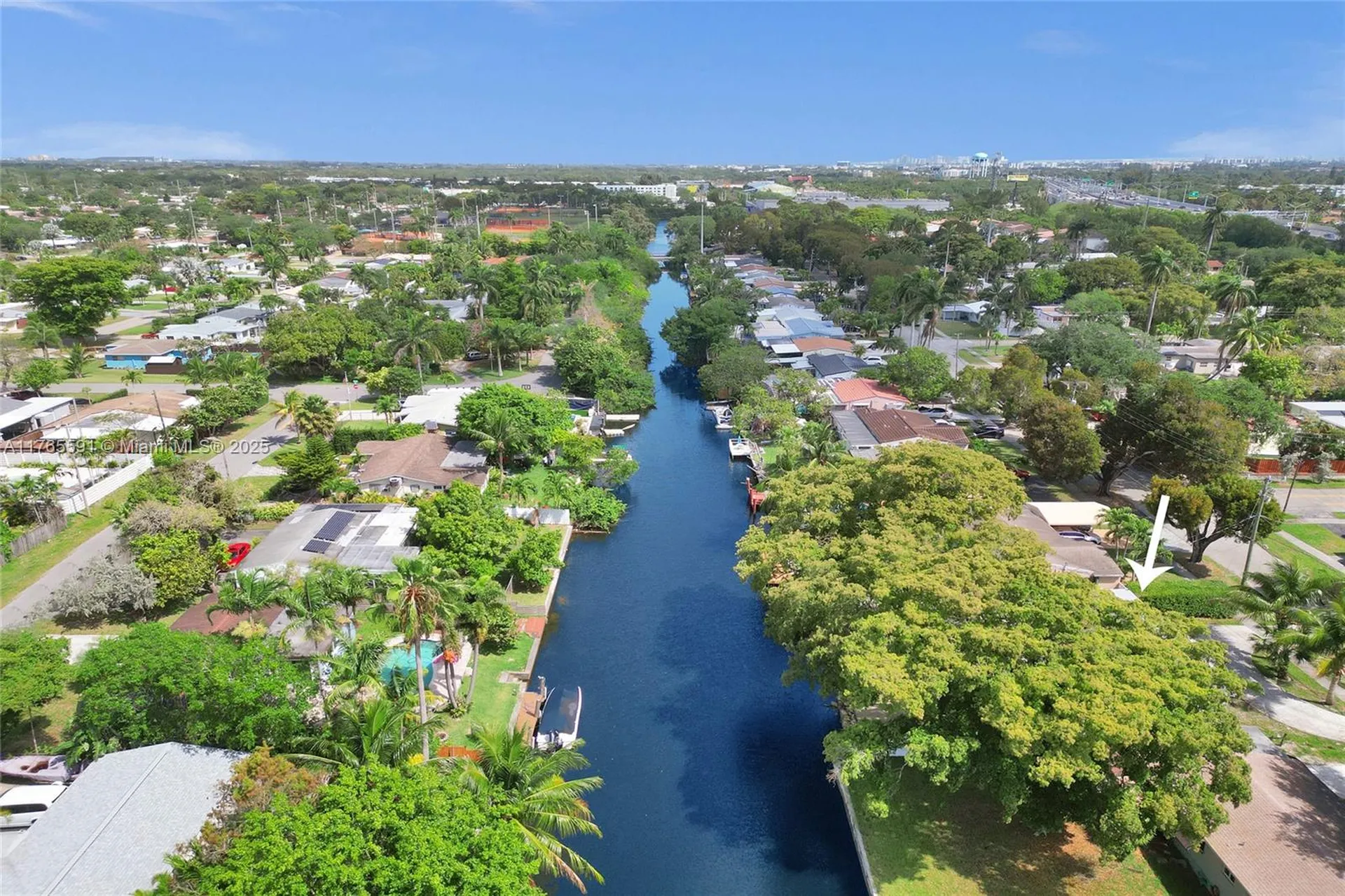 924 N 30th Road Hollywood FL 33021