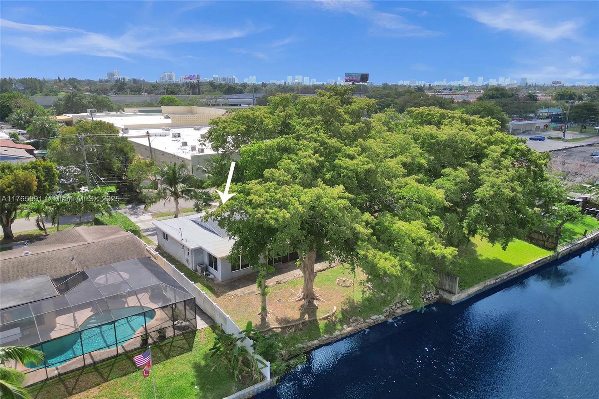 924 N 30th Road Hollywood FL 33021