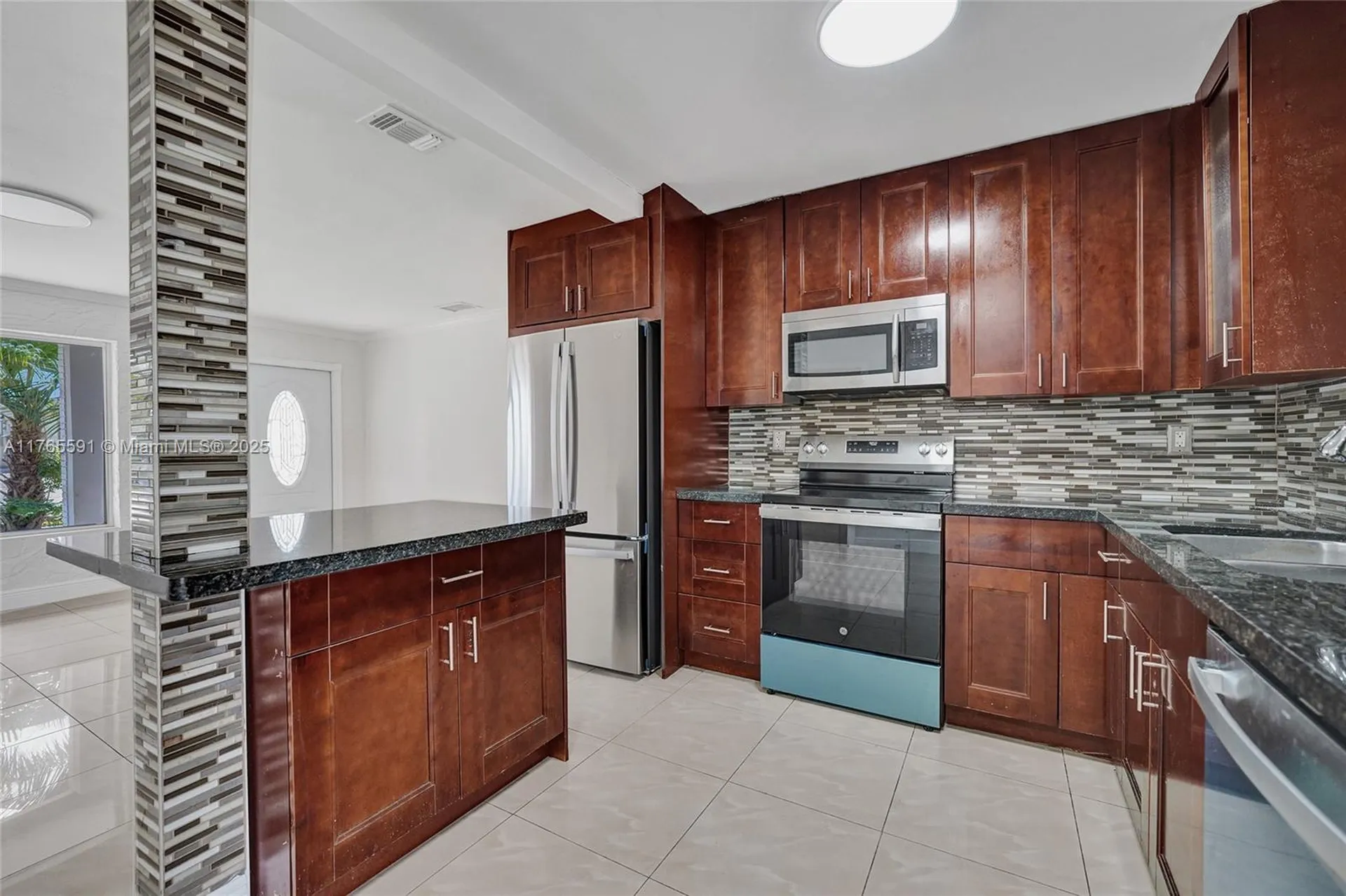 924 N 30th Road Hollywood FL 33021