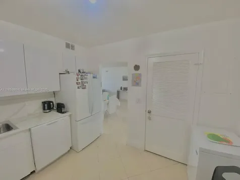 9801 Collins Avenue Bal Harbour FL 33154