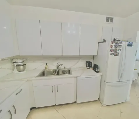 9801 Collins Avenue Bal Harbour FL 33154