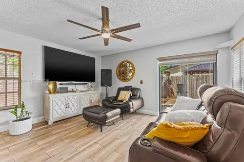7497 NW 49th Street Lauderhill FL 33319