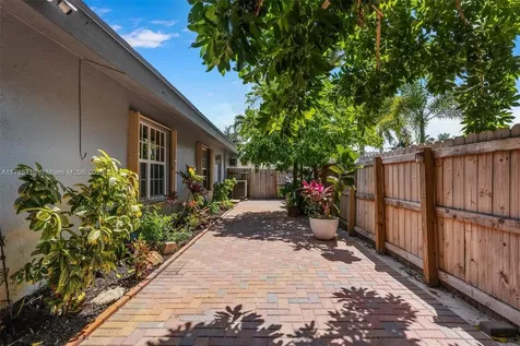 7497 NW 49th Street Lauderhill FL 33319
