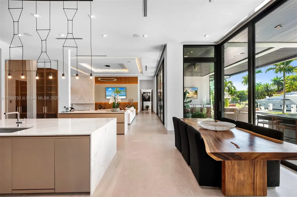 22 Isla Bahia Drive Fort Lauderdale FL 33316