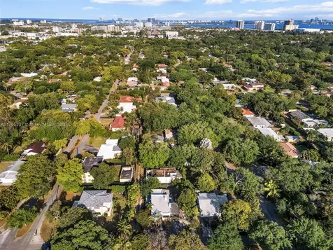 12023 NE 8th Avenue Biscayne Park FL 33161