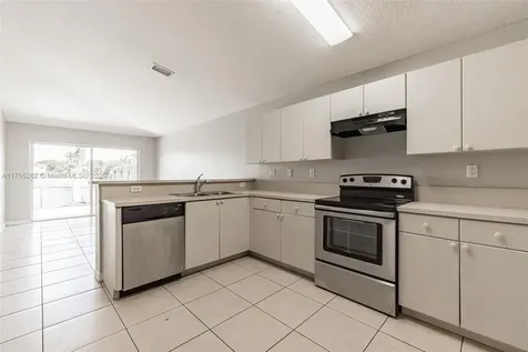8961 SW 214th Street Cutler Bay FL 33189