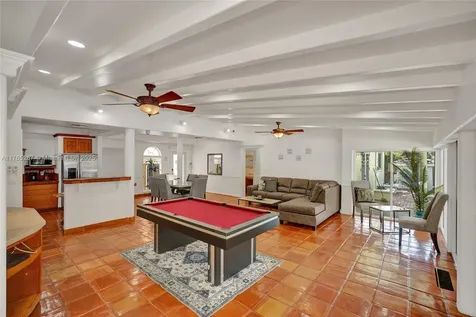20220 NE 15th Avenue Miami FL 33179
